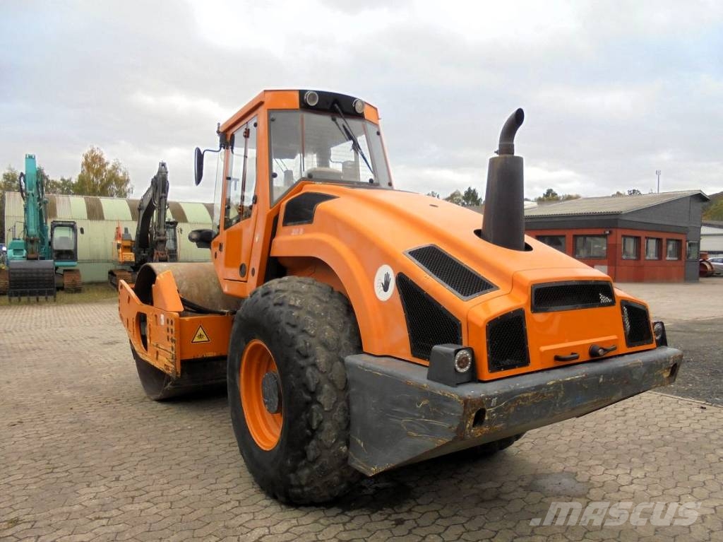 Bomag BW 211 D-4 Vienvalča grunts veltņi