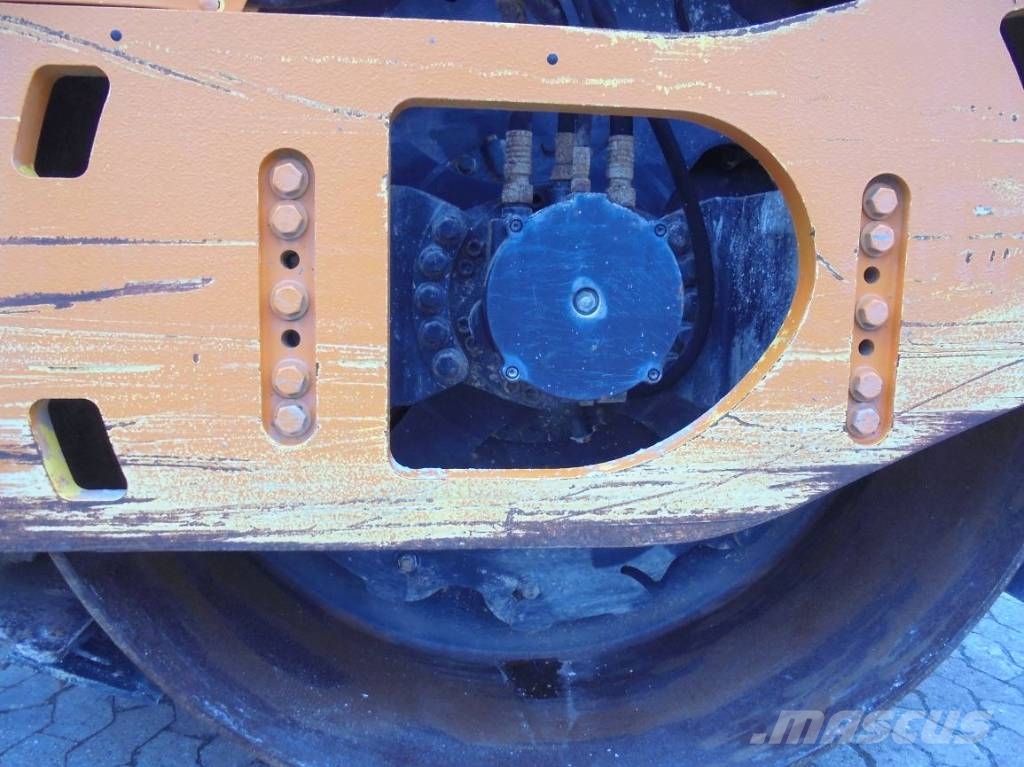 Bomag BW 211 D-4 Vienvalča grunts veltņi