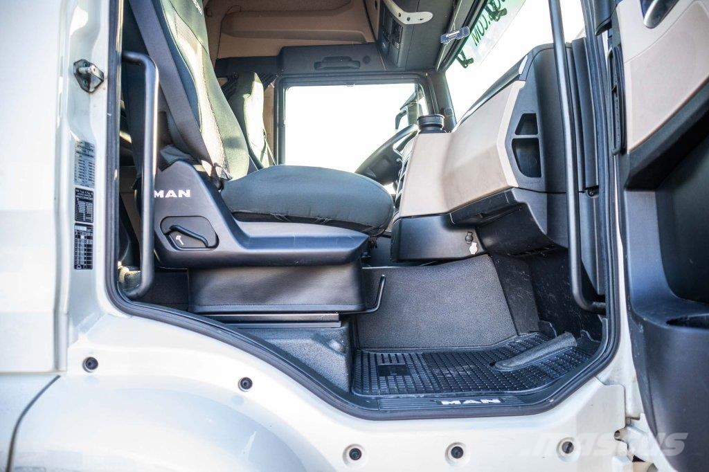 MAN TGS 35.420 BL-8X4-4 +HIAB 188 E-2 플랫베드/드롭사이드 트럭