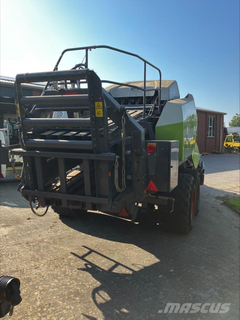 CLAAS Quadrant 3300 FC Empacadoras cuadradas