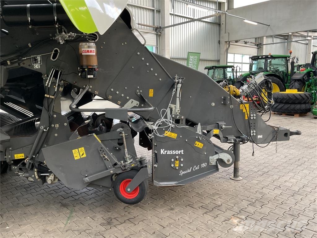 CLAAS Quadrant 3300 FC محزمات مربعة