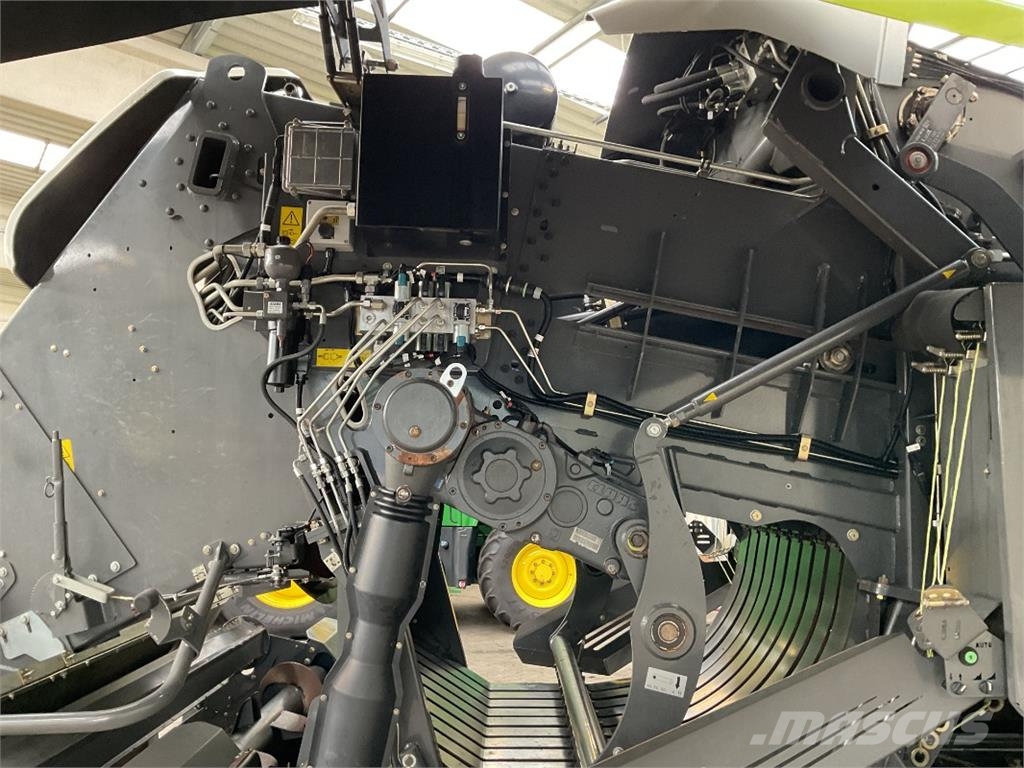 CLAAS Quadrant 3300 FC محزمات مربعة