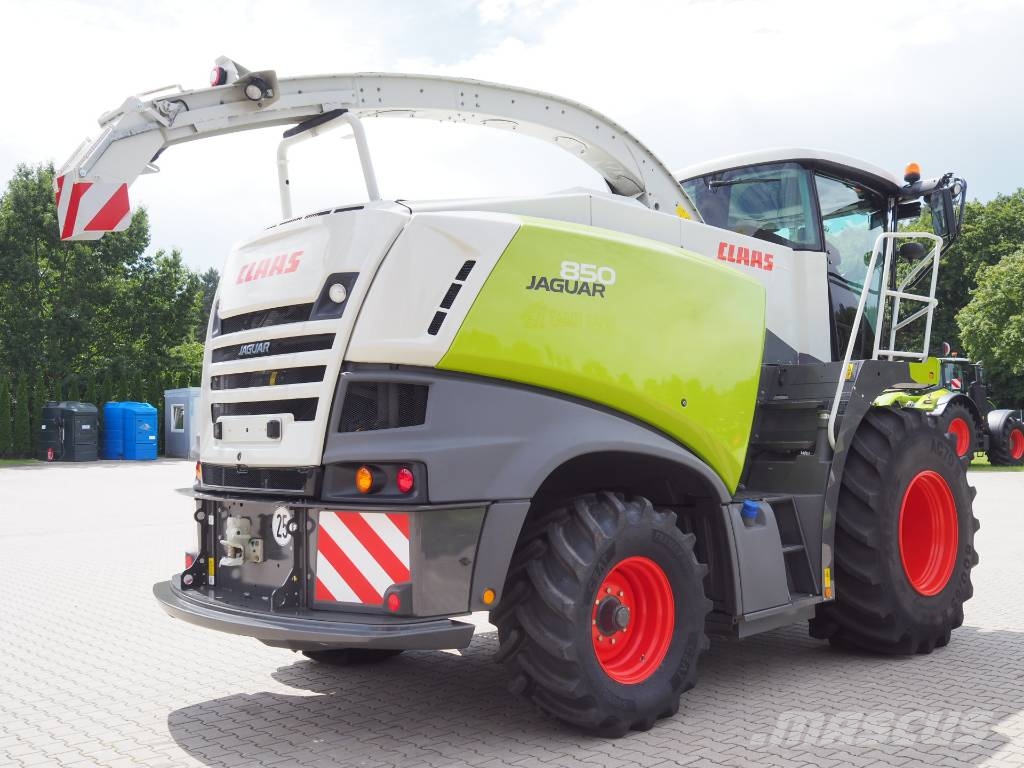 CLAAS Jaguar 850 Самоходни фуражири