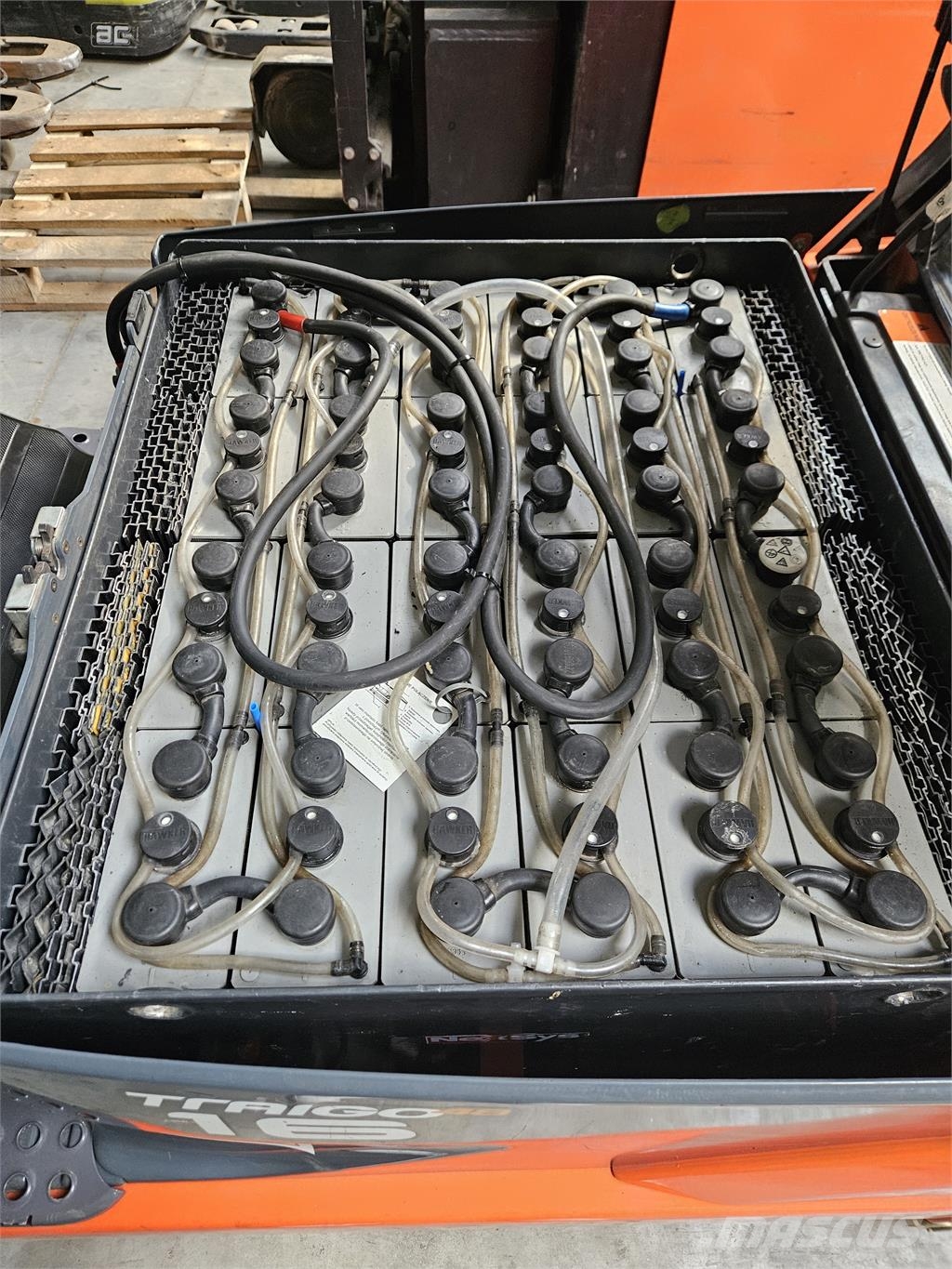 Toyota 8FBM16T Electric forklifts