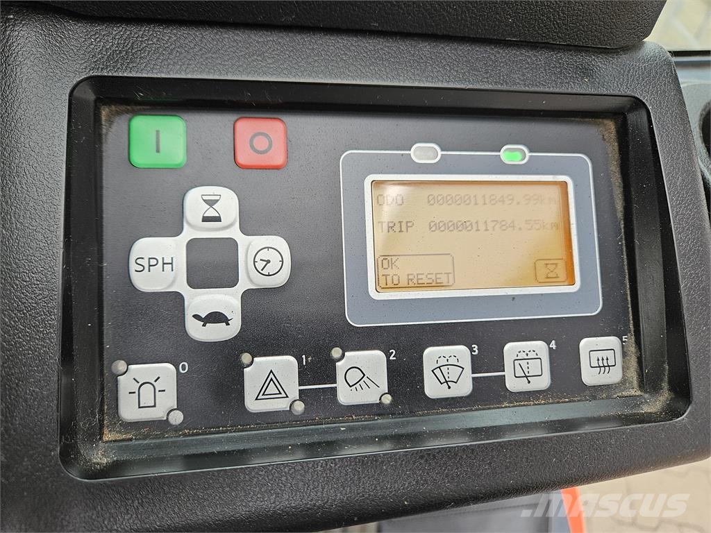 Toyota 8FBM16T Electric forklifts