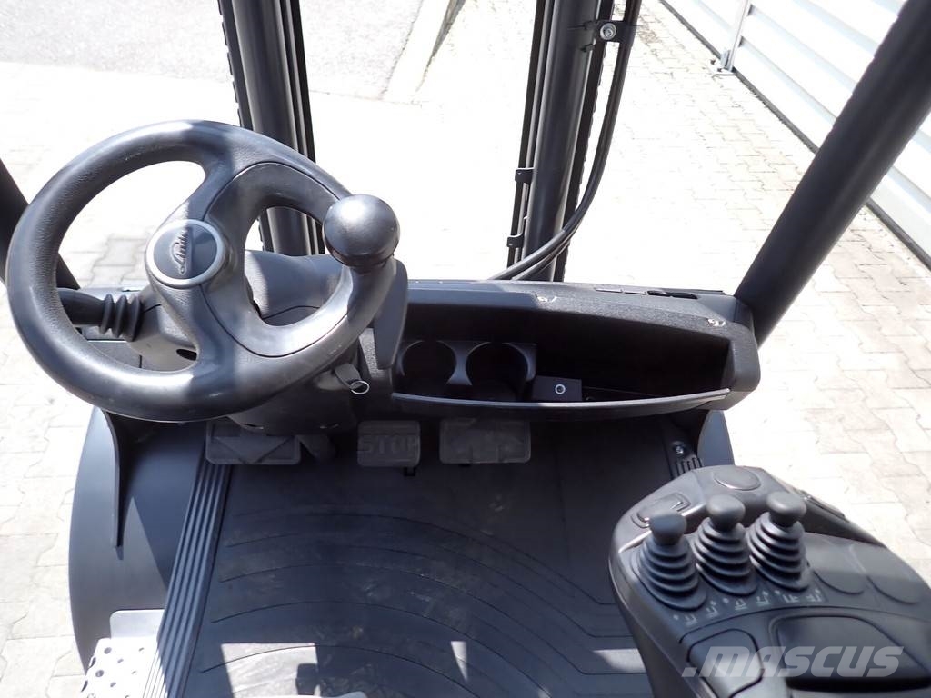 Linde H30D شاحنات الديزل