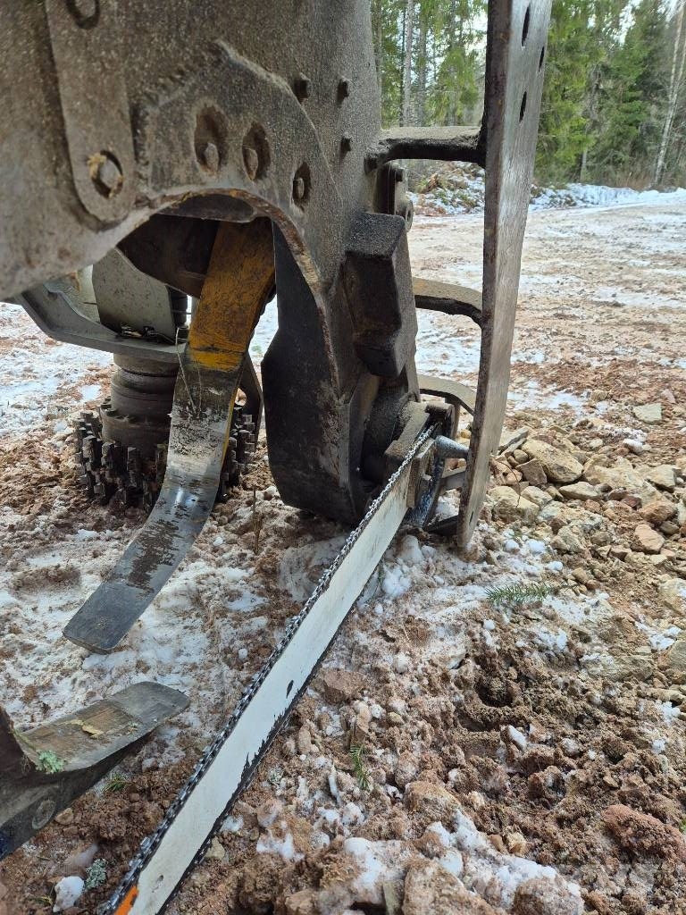 Rottne EGS 706 Glave za kombajne