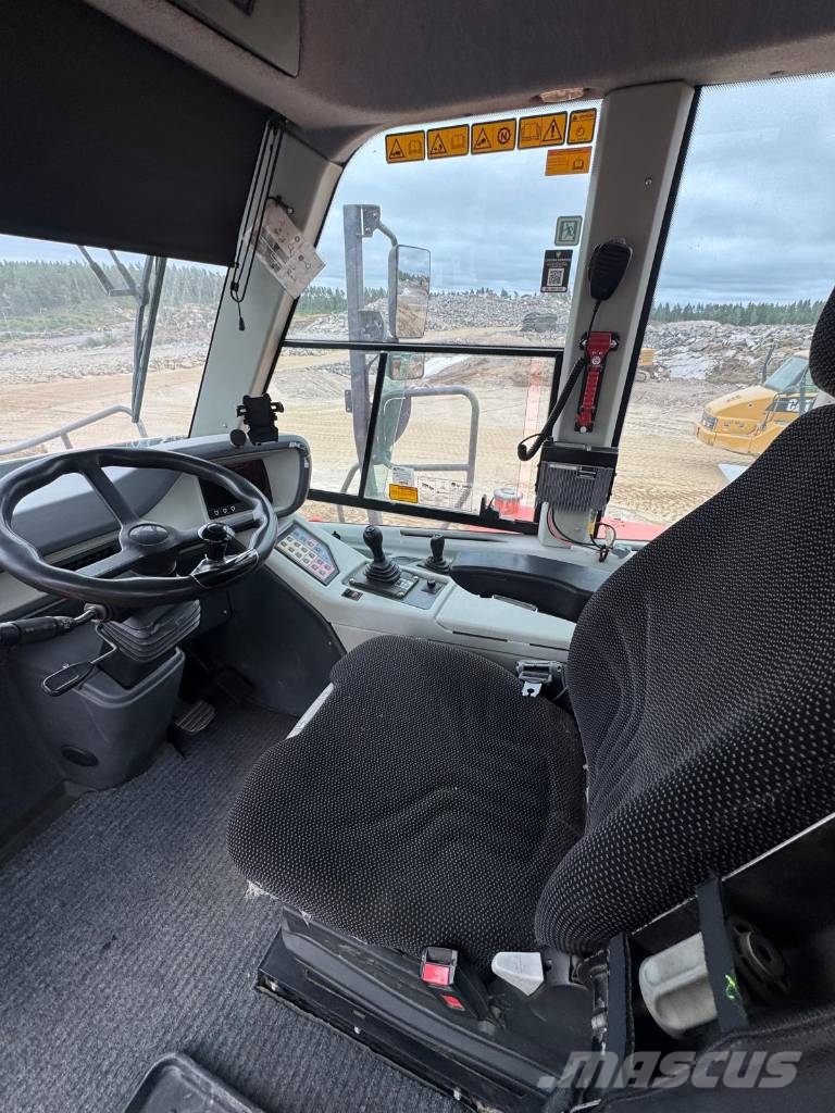 Doosan DA 40 ساحبات مفصلية