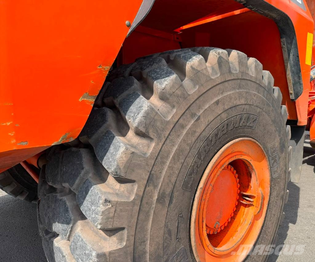 Doosan DA 40 ساحبات مفصلية