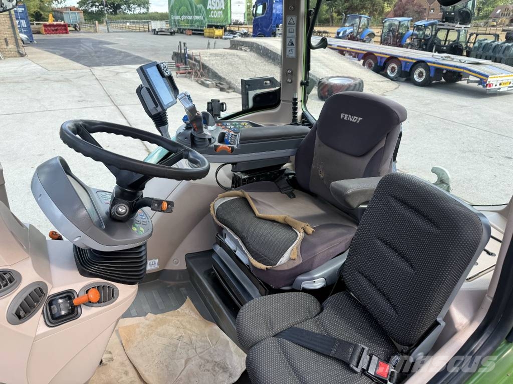Fendt 720 Profi الجرارات