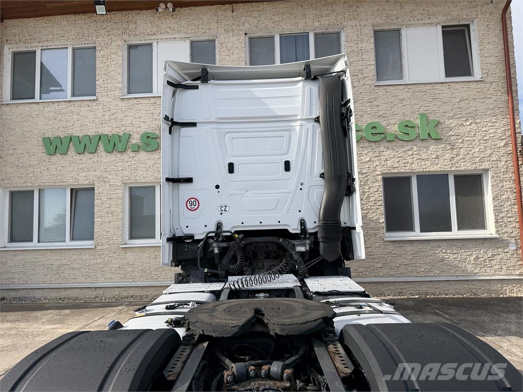 Mercedes-Benz Actros VIN 805 وحدات الجر