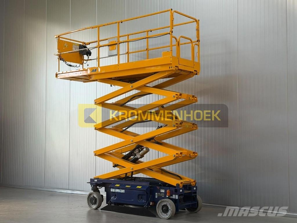 JLG 3246 ES Scissor lifts