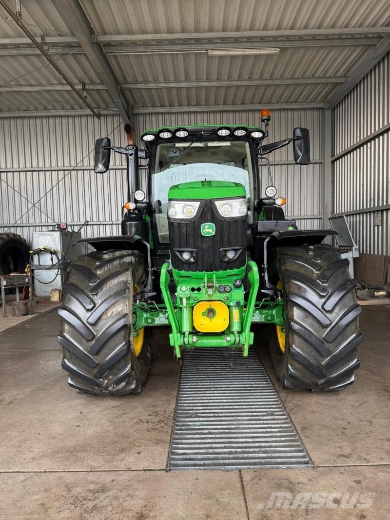 John Deere 6215R Tratores Agrícolas usados