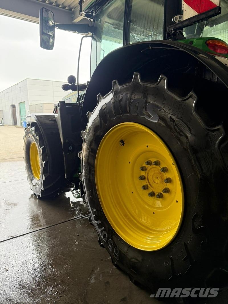 John Deere 6215R Tratores Agrícolas usados