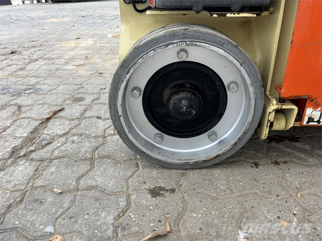 JLG 1230ES Personenliften en invalideliften