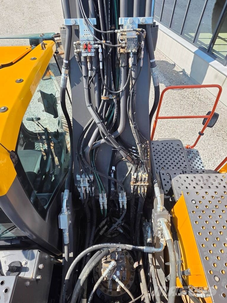 Volvo EC 300 EL Säljes/For Sale حفارات زحافة