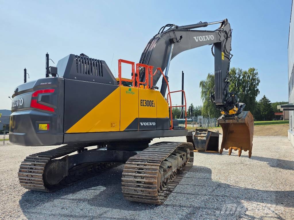 Volvo EC 300 EL Säljes/For Sale حفارات زحافة