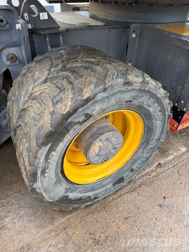 Volvo EWR 170 E mit vollhydr. Tiltrotator Mobilbagger