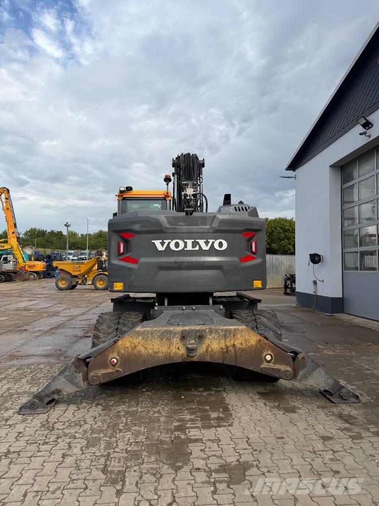 Volvo EWR 170 E mit vollhydr. Tiltrotator Mobilbagger