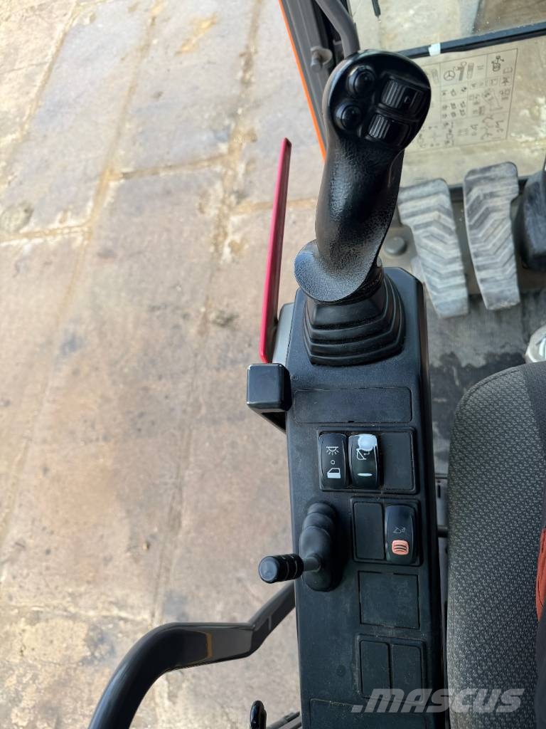 Volvo EWR 170 E mit vollhydr. Tiltrotator Mobilbagger