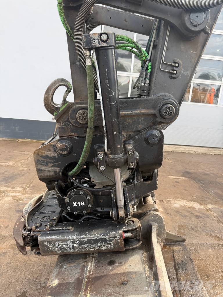 Volvo EWR 170 E mit vollhydr. Tiltrotator Mobilbagger