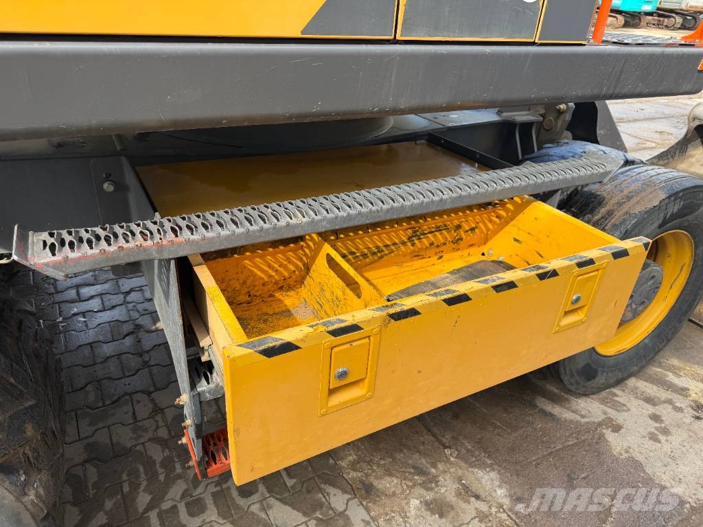 Volvo EWR 170 E mit vollhydr. Tiltrotator Mobilbagger