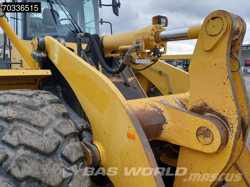 Komatsu WA470 -6 Kolesni nakladalci
