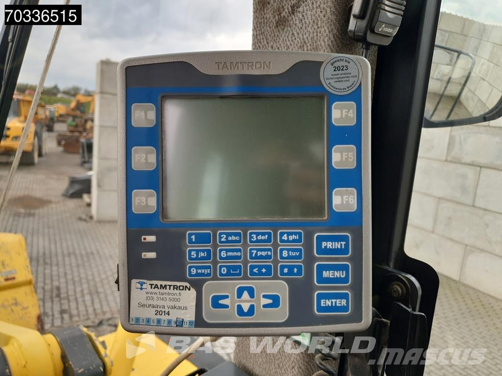 Komatsu WA470 -6 Kolesni nakladalci