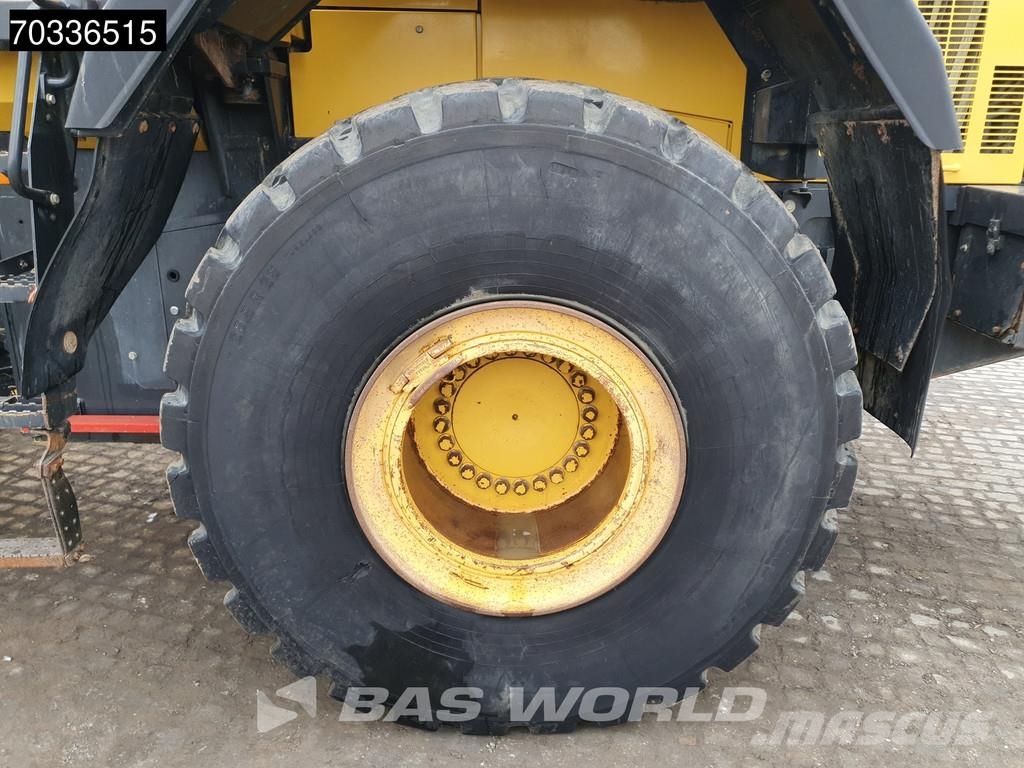 Komatsu WA470 -6 Kolesni nakladalci
