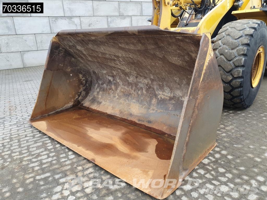Komatsu WA470 -6 Kolesni nakladalci