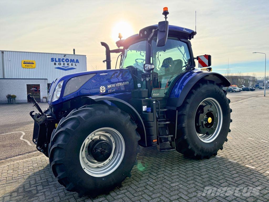 New Holland T7.245AC New Gen Blue Power الجرارات