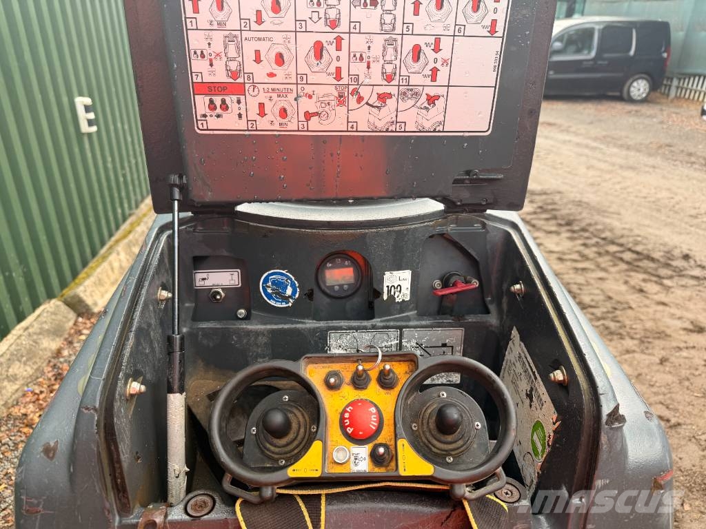 Bomag BMP 8500 Smooth Drum Trench Roller Valjci sa duplim bubnjem