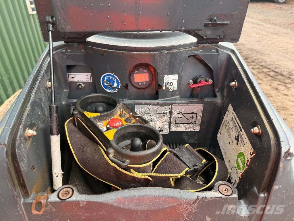 Bomag BMP 8500 Smooth Drum Trench Roller Valjci sa duplim bubnjem