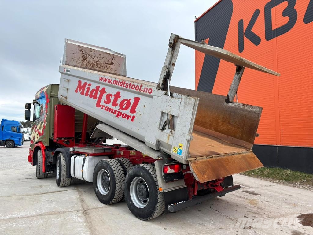 Scania R 520 8x4 RETARDER / FULL STEEL / BOX L=5565 mm Kiperi kamioni