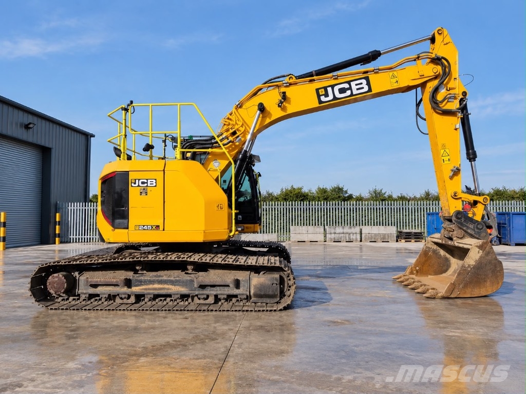 JCB 245 XLR Lánctalpas kotrók