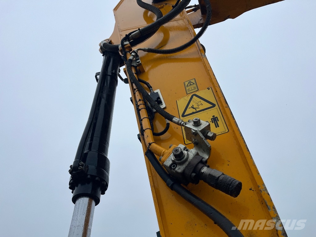 JCB 245 XLR Rupsgraafmachines