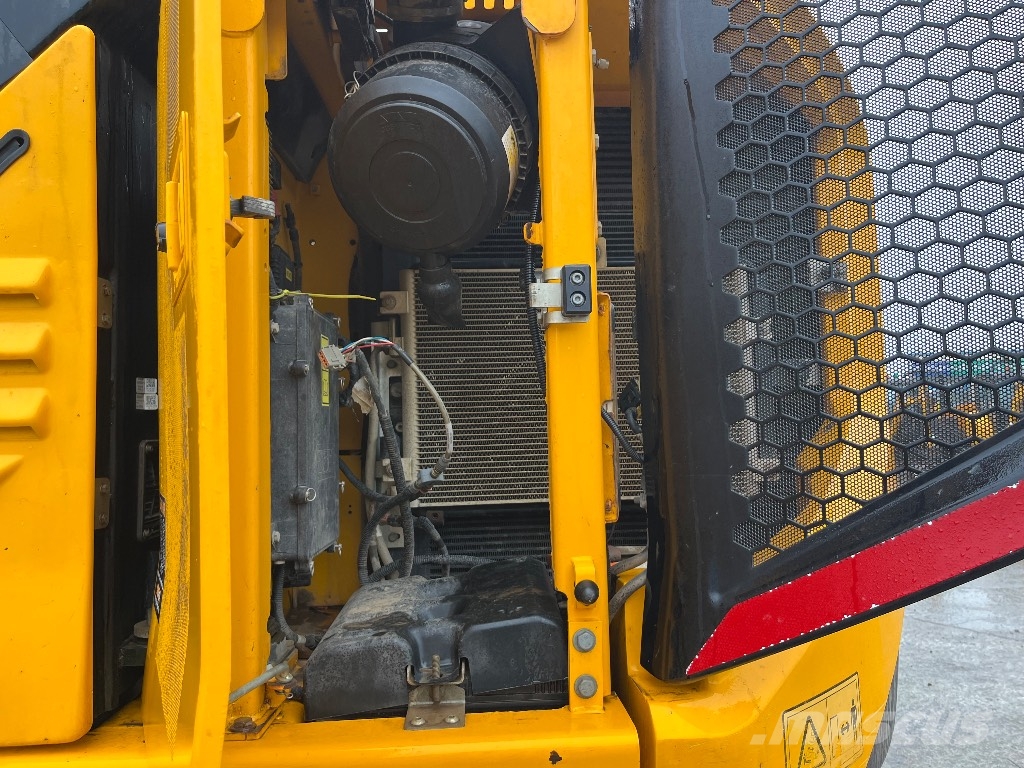 JCB 245 XLR Rupsgraafmachines