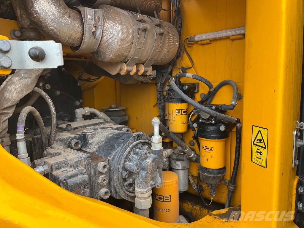 JCB 245 XLR Rupsgraafmachines