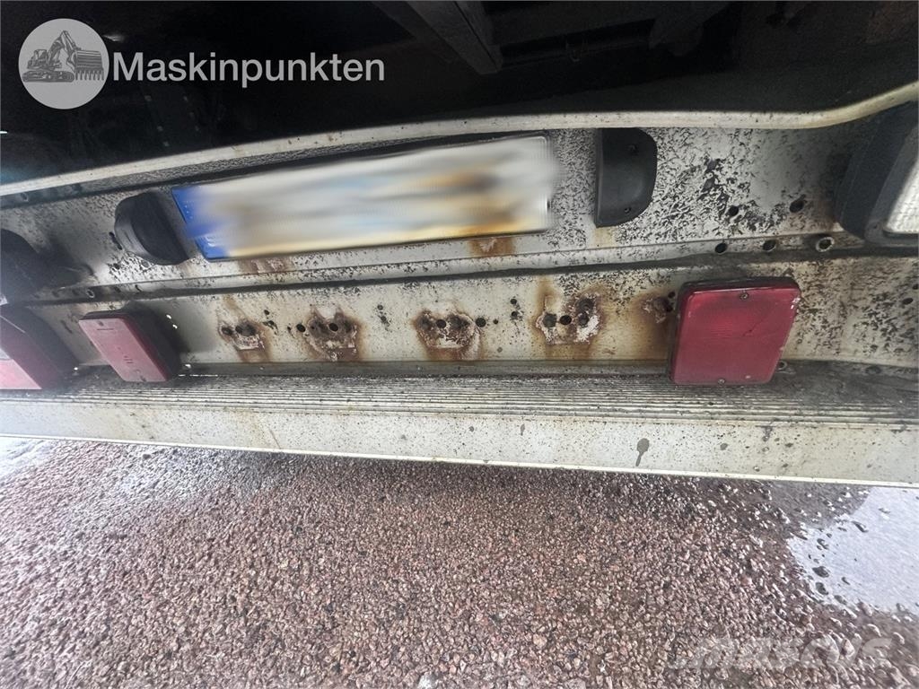 Närko D4ZB11L61 Dengtos priekabos