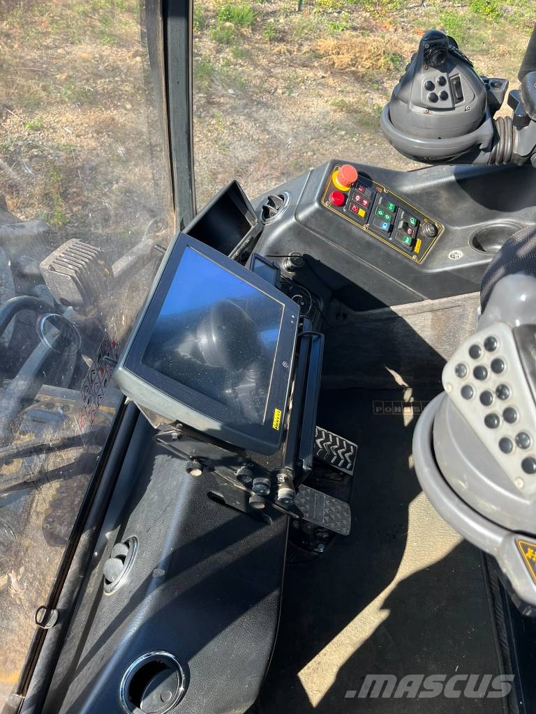 Ponsse Scorpion King Harvesterit