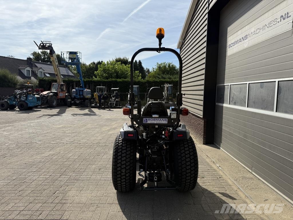Solis 26 HST minitractor NIEUW BLACK EDITION hoge gazonb Traktory