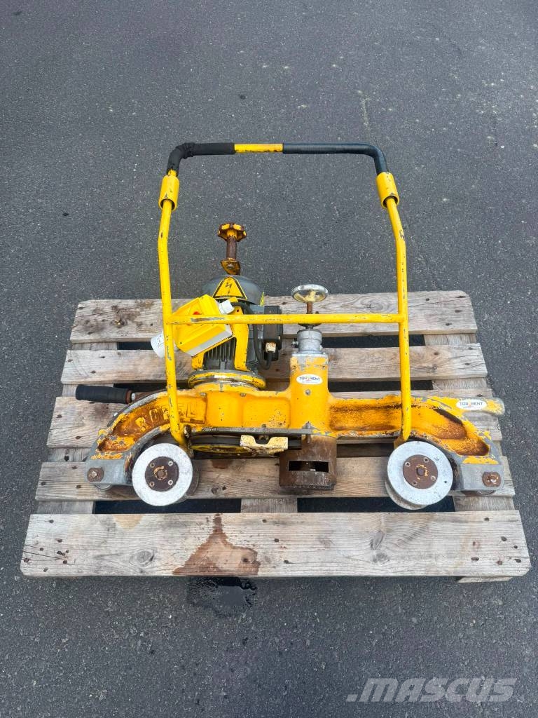 Robel 13.44 Rail Grinding Machine Rail Rail- en spoorwegonderhoud