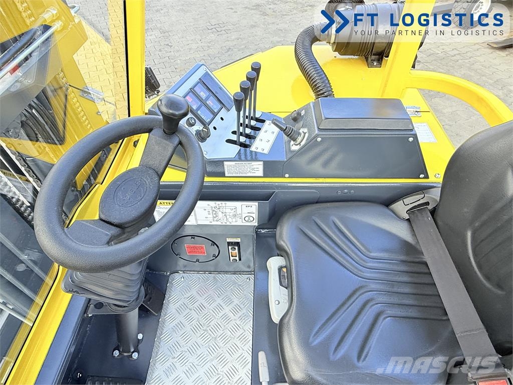 Combilift CB2500 | GAS | TRIPLEX 4900MM | FREE-LIFT | FORK-P Four-way truck