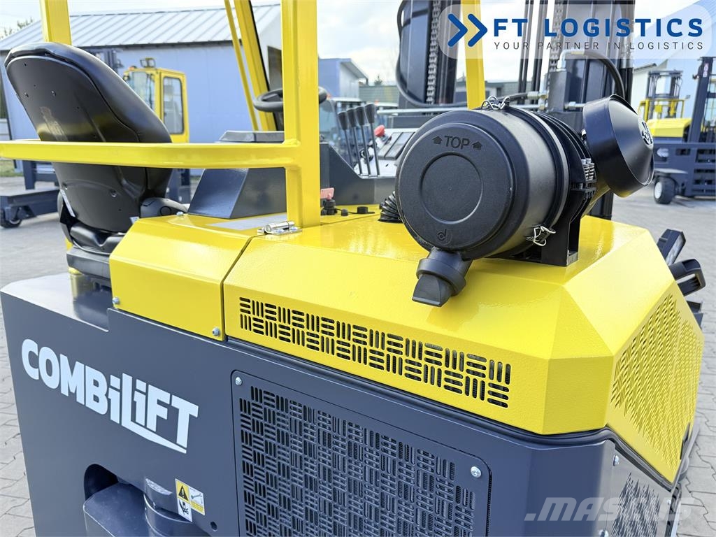 Combilift CB2500 | GAS | TRIPLEX 4900MM | FREE-LIFT | FORK-P Four-way truck