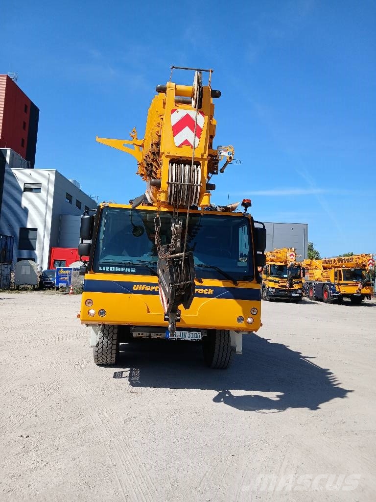 Liebherr LTM 1090-4.2 全路面起重機/吊車