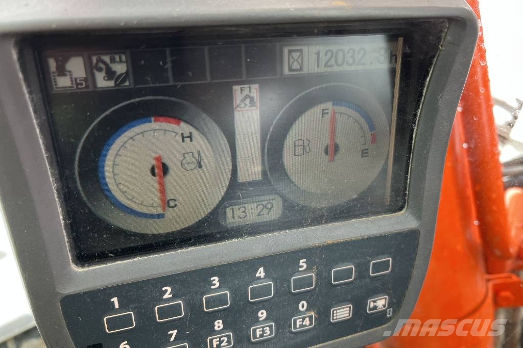 Hitachi ZX 250 Bandgrävare