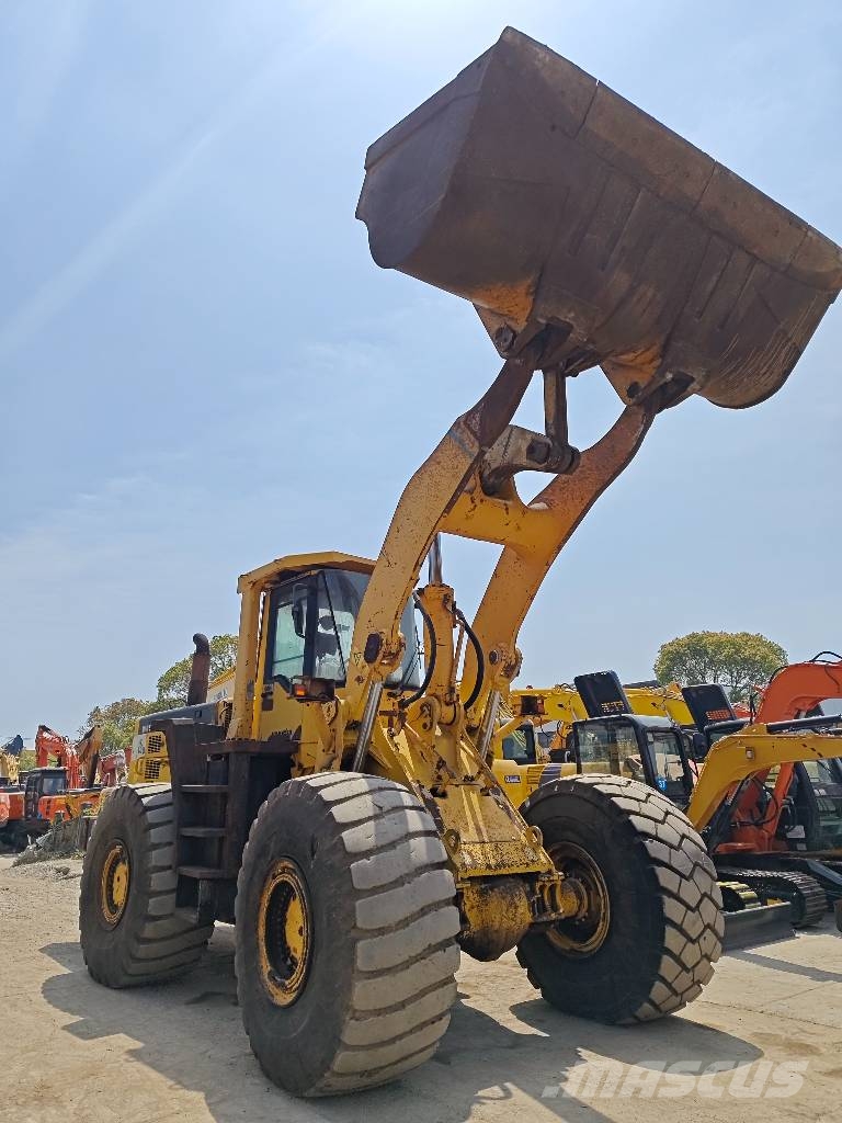 Komatsu WA 500 Rataslaadurid