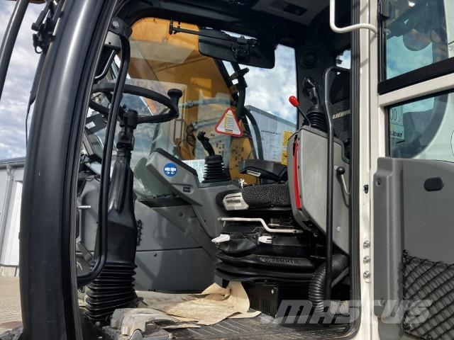Liebherr A 918 Compact Litronic Bagri na kolesih