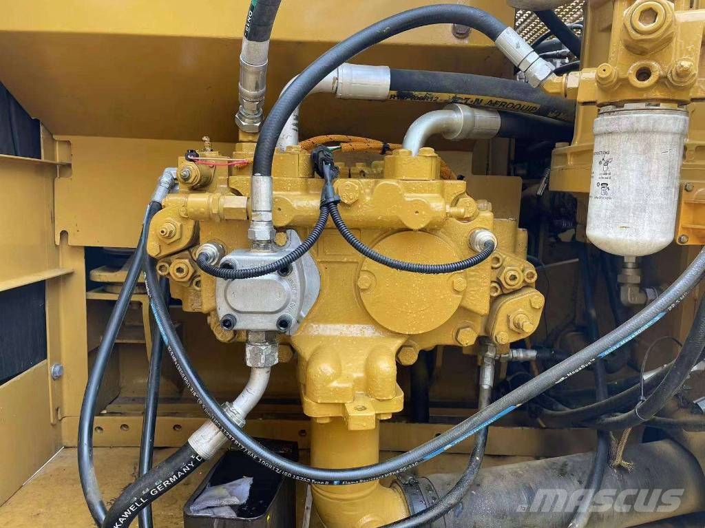 CAT 320 C Escavadeiras de esteiras