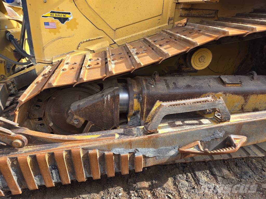 CAT D6XE LGP Pásové dozéry
